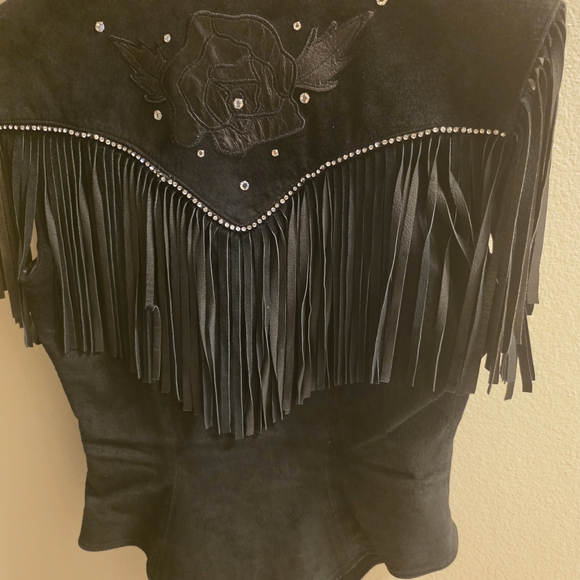 Lillie Rubin Black Fringe Vest - Picture 2 of 8